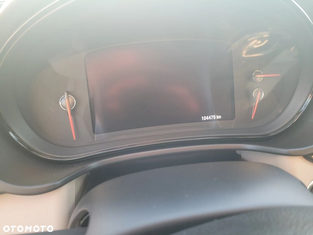 Opel Insignia - 9