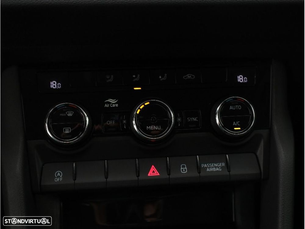 Skoda Karoq 2.0 TDI Ambition - 22
