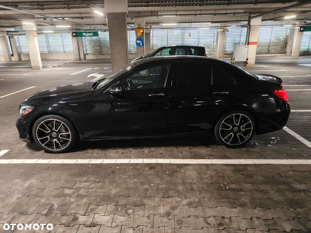 Mercedes-Benz Klasa C 300 4MATIC 9G-TRONIC - 3