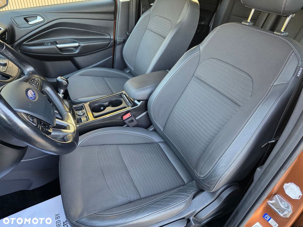 Ford Kuga - 19