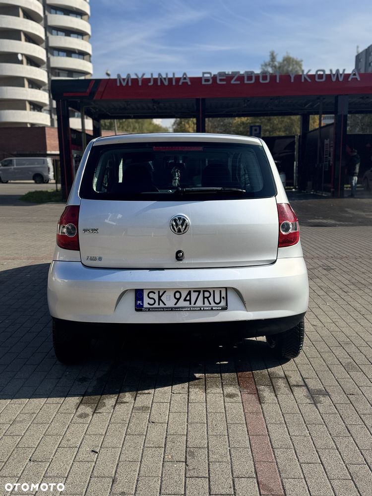 Volkswagen Fox 2006 photo 3