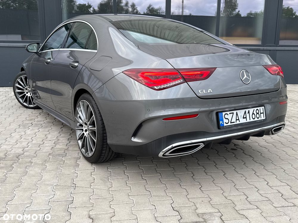 Mercedes-Benz CLA 180 AMG Line 7G-DCT - 22