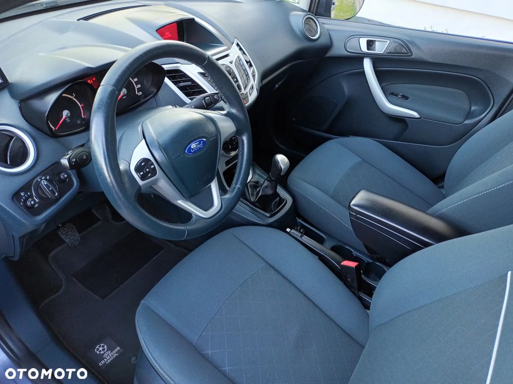 Ford Fiesta 1.25 Ghia EU5 - 5
