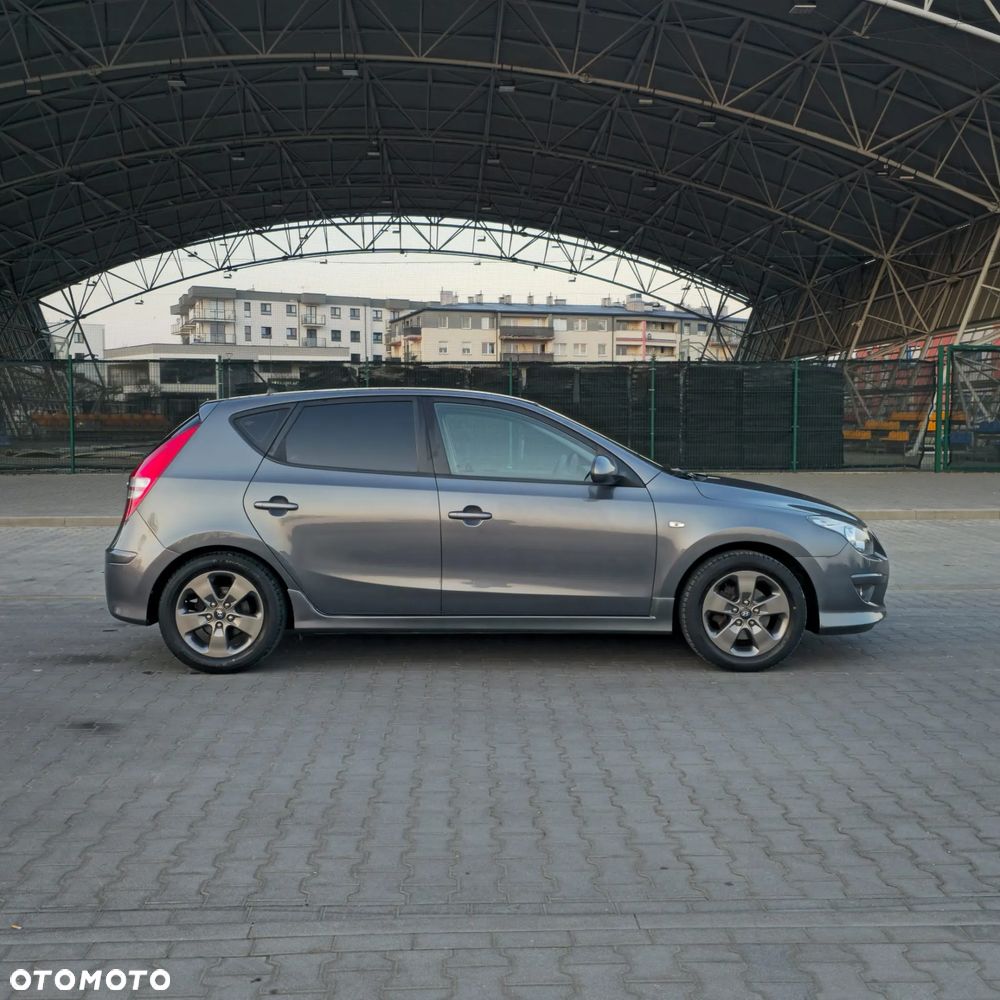 Hyundai i30 1.4 Blue Classic - 19