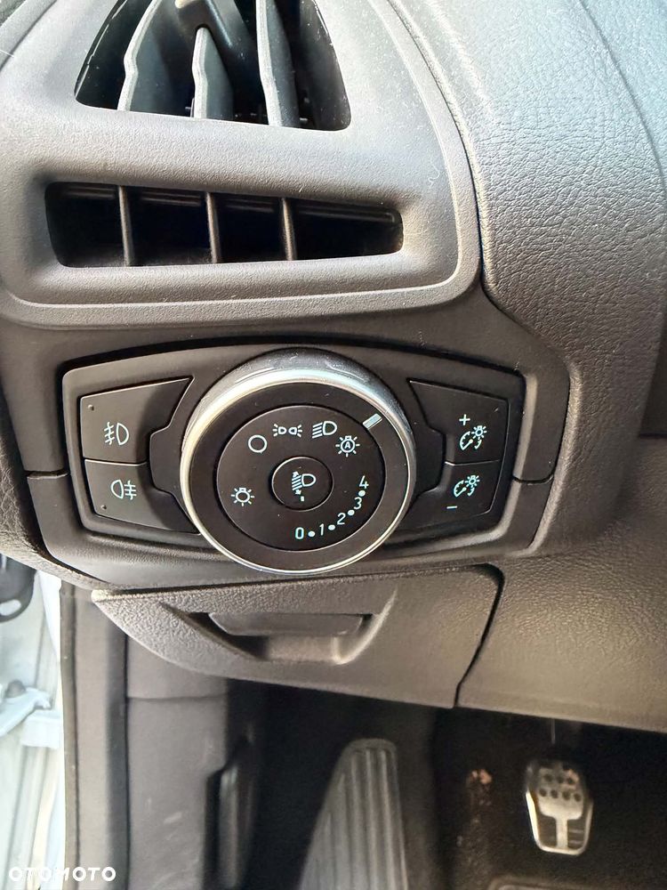 Ford Focus 1.0 EcoBoost ST-Line ASS - 8