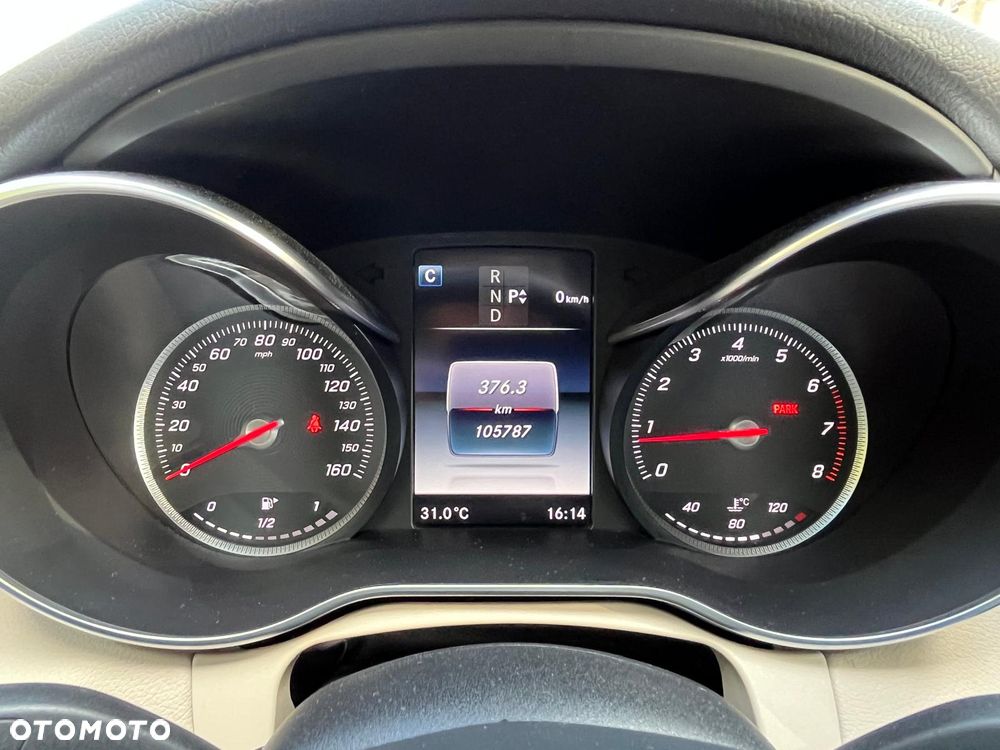 Mercedes-Benz Klasa C 300 9G-TRONIC - 10