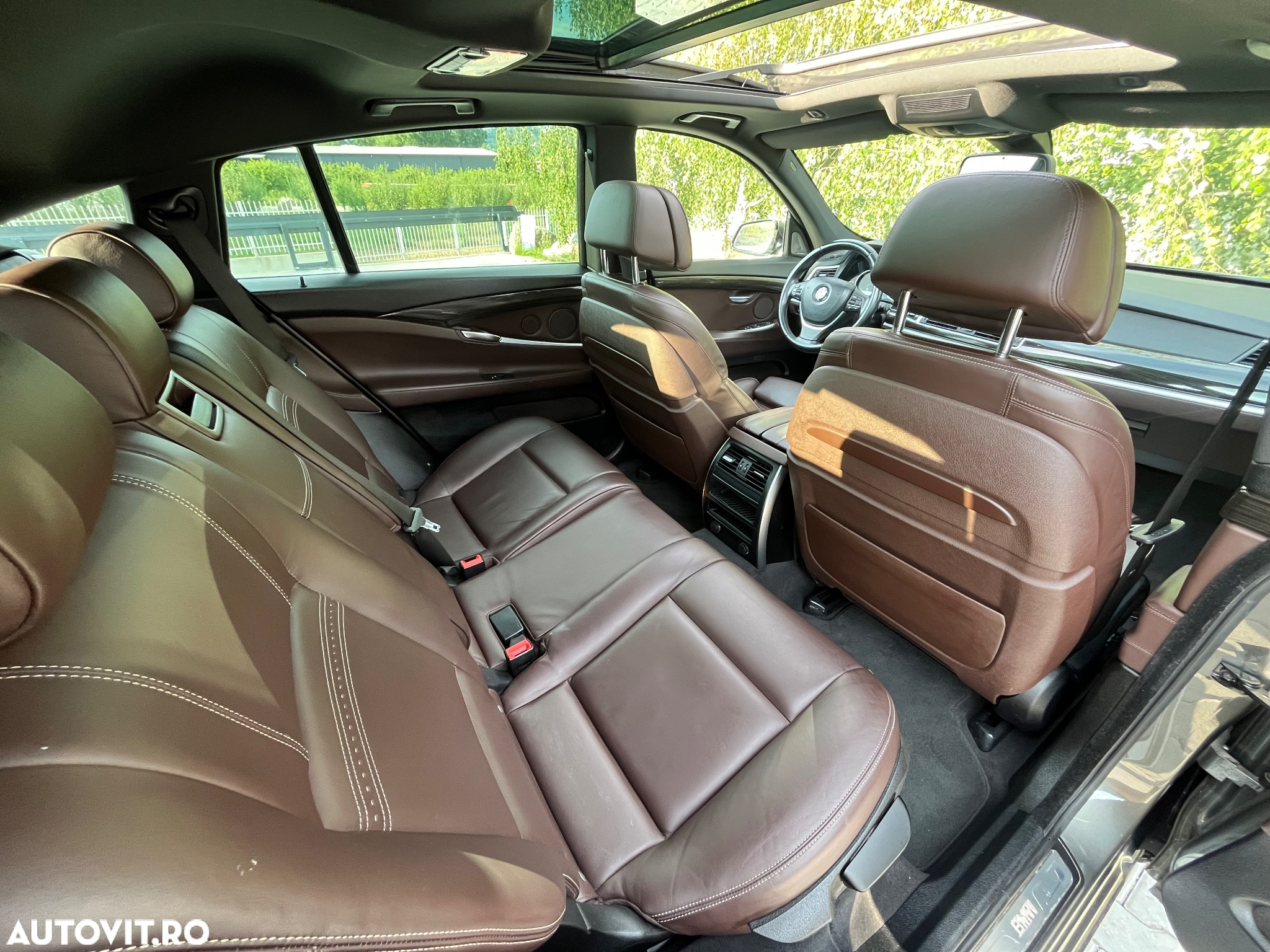 BMW Seria 5 520d Aut. Luxury Line - 23