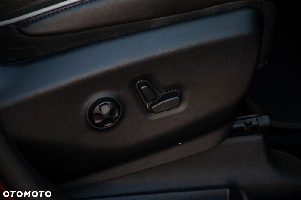 Chrysler Pacifica - 19