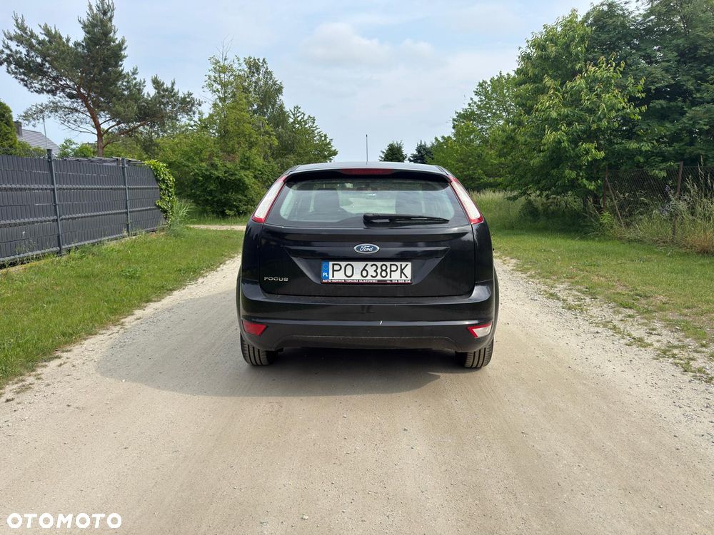 Ford Focus 1.6 Ambiente - 5