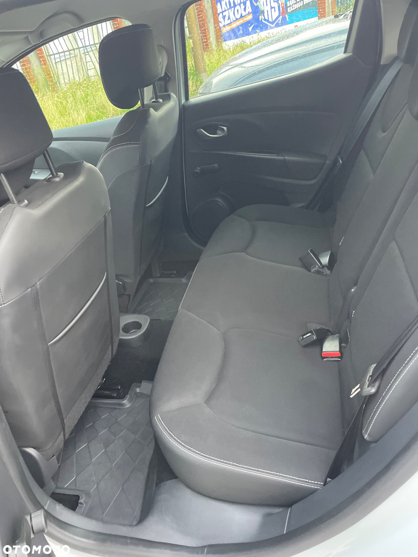 Renault Clio - 12