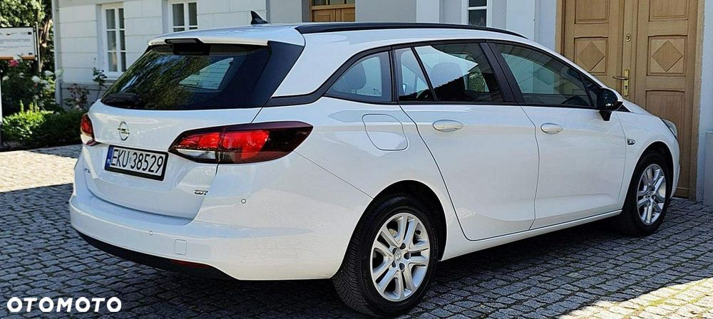 Opel Astra - 4