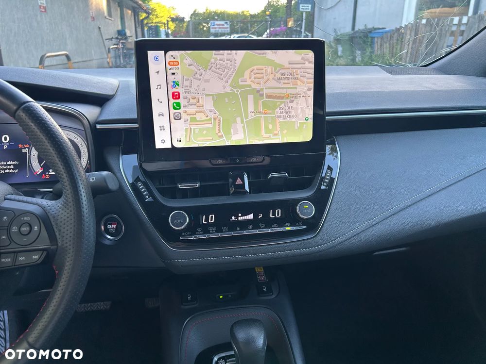 Toyota Corolla 1.8 Hybrid GR Sport - 18