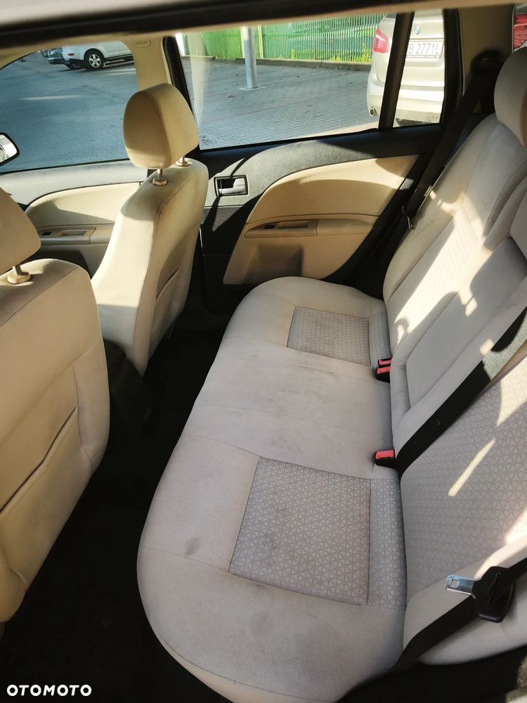 Ford Mondeo 2.0 Trend - 23