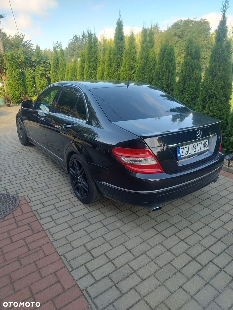 Mercedes-Benz Klasa C 320 CDI Avantgarde 4-Matic - 3