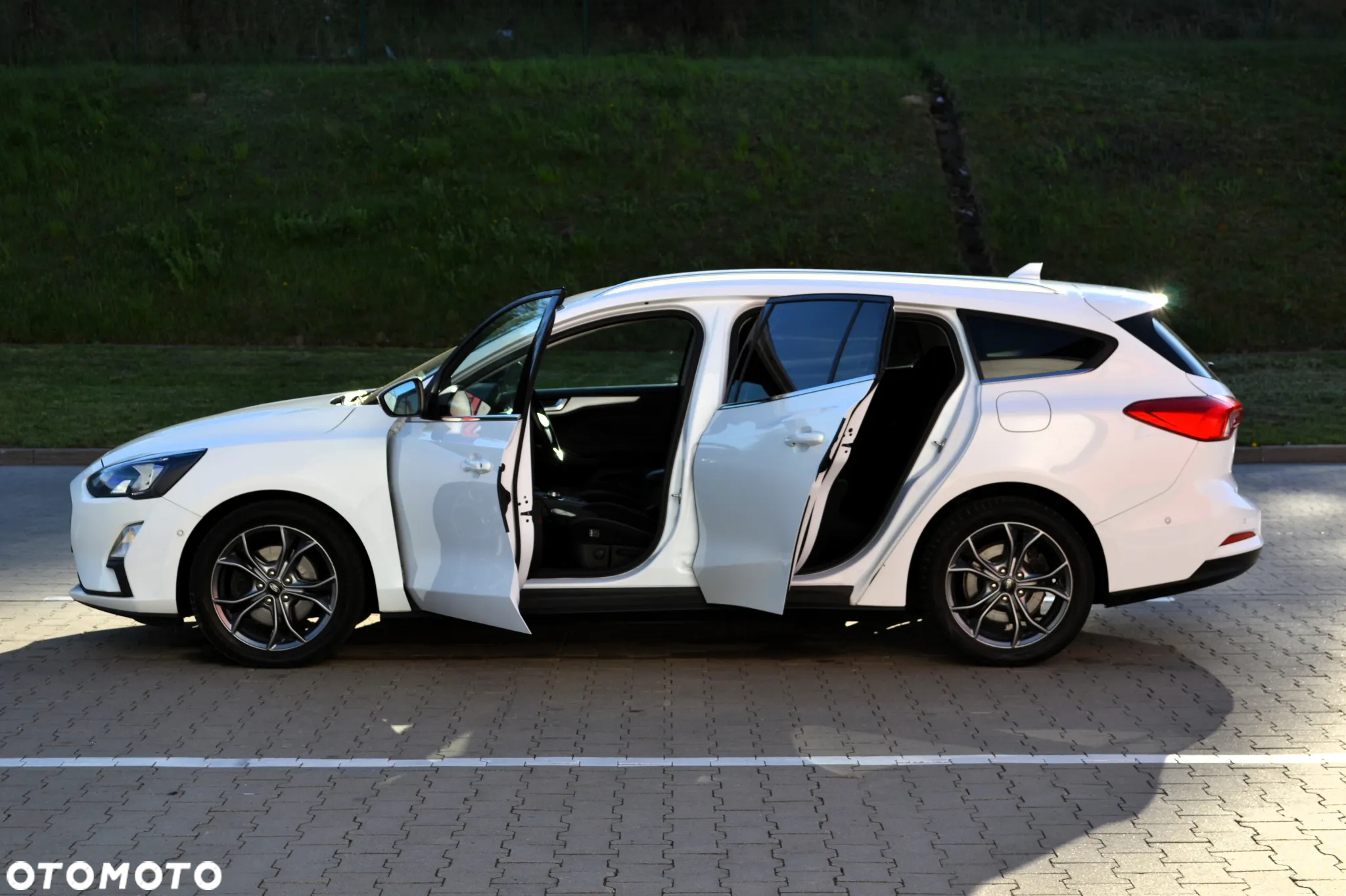 Ford Focus 2.0 EcoBlue Titanium X - 26