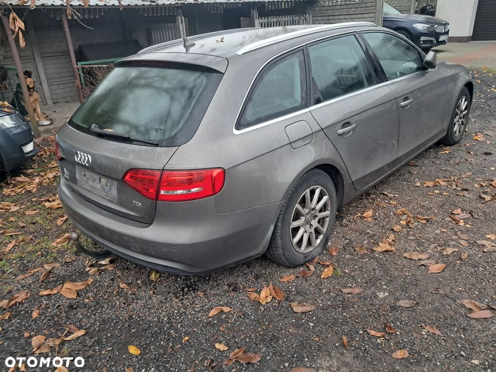 Audi A4 Avant 2.0 TDI DPF Ambiente - 4