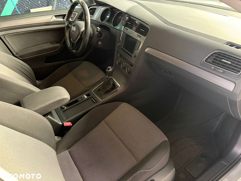 Volkswagen Golf 1.6 TDI BlueMotion Comfortline - 7