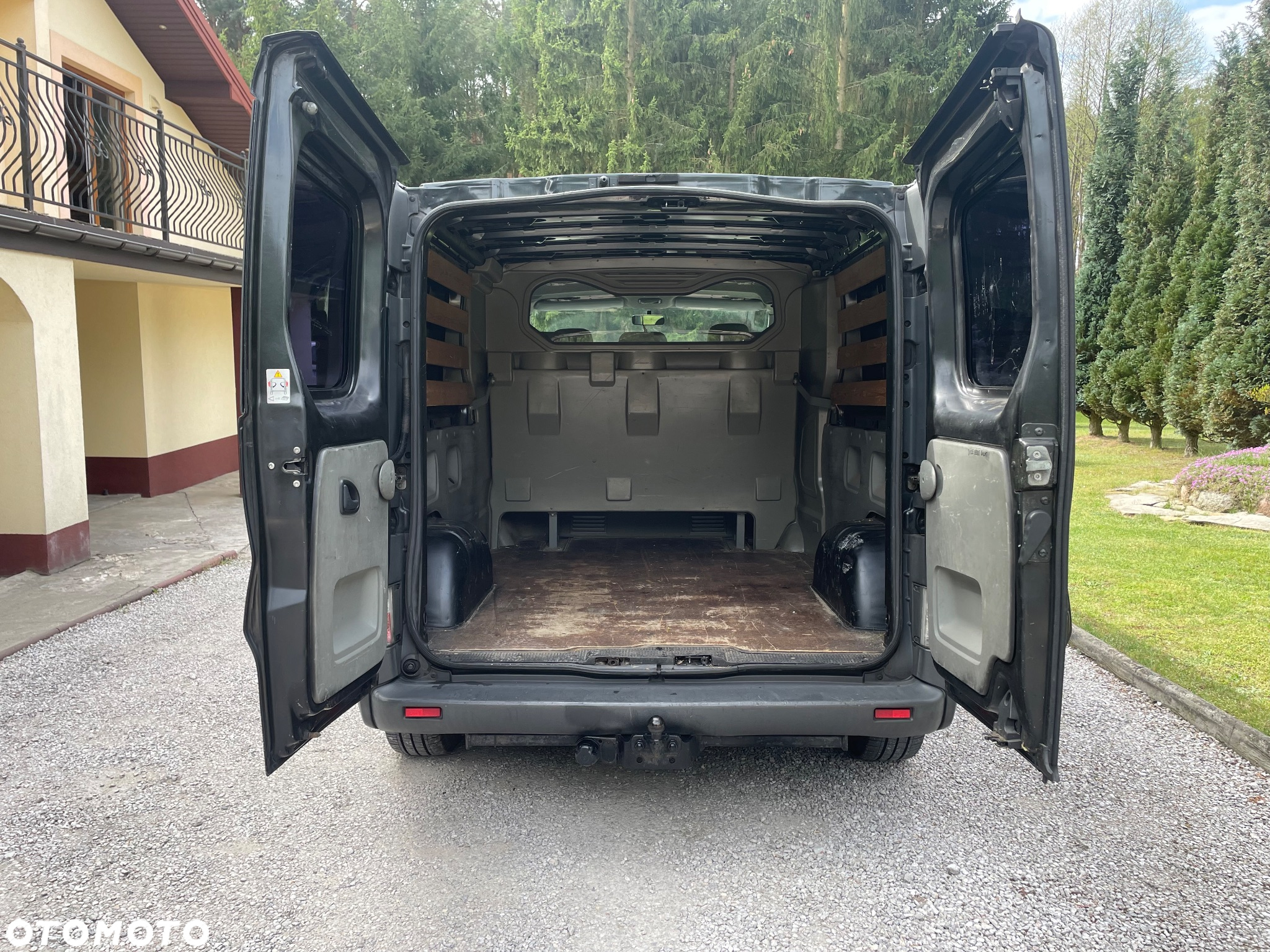 Opel Vivaro 2.5 CDTI L2H1 - 15