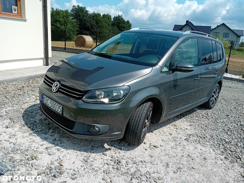 Volkswagen Touran 2.0 TDI DPF BlueMotion Technology Comfortline - 4