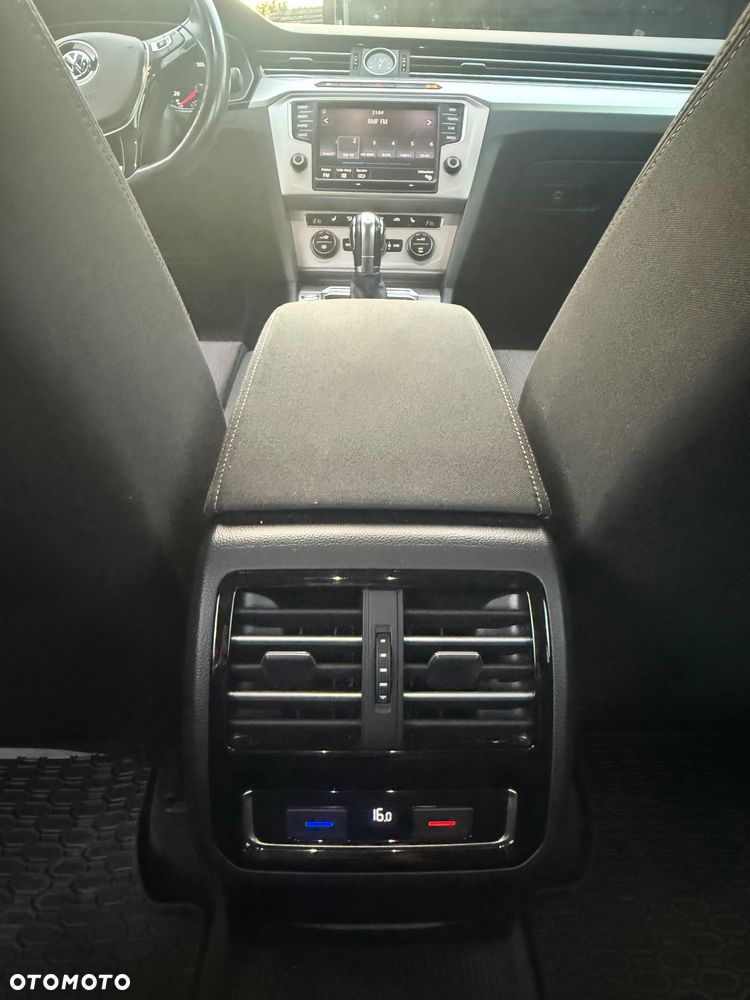 Volkswagen Passat 2.0 TDI BMT SCR Comfortline DSG7 - 19