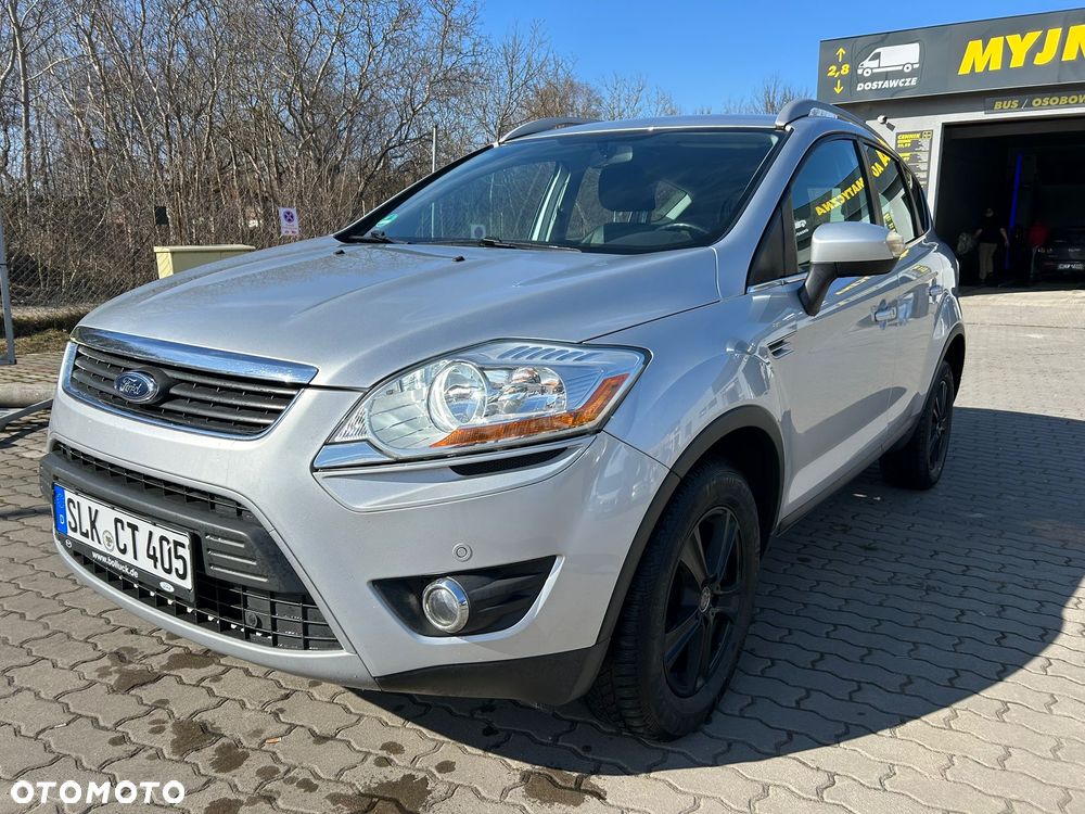 Ford Kuga 2.0 TDCi 2x4 Titanium - 17