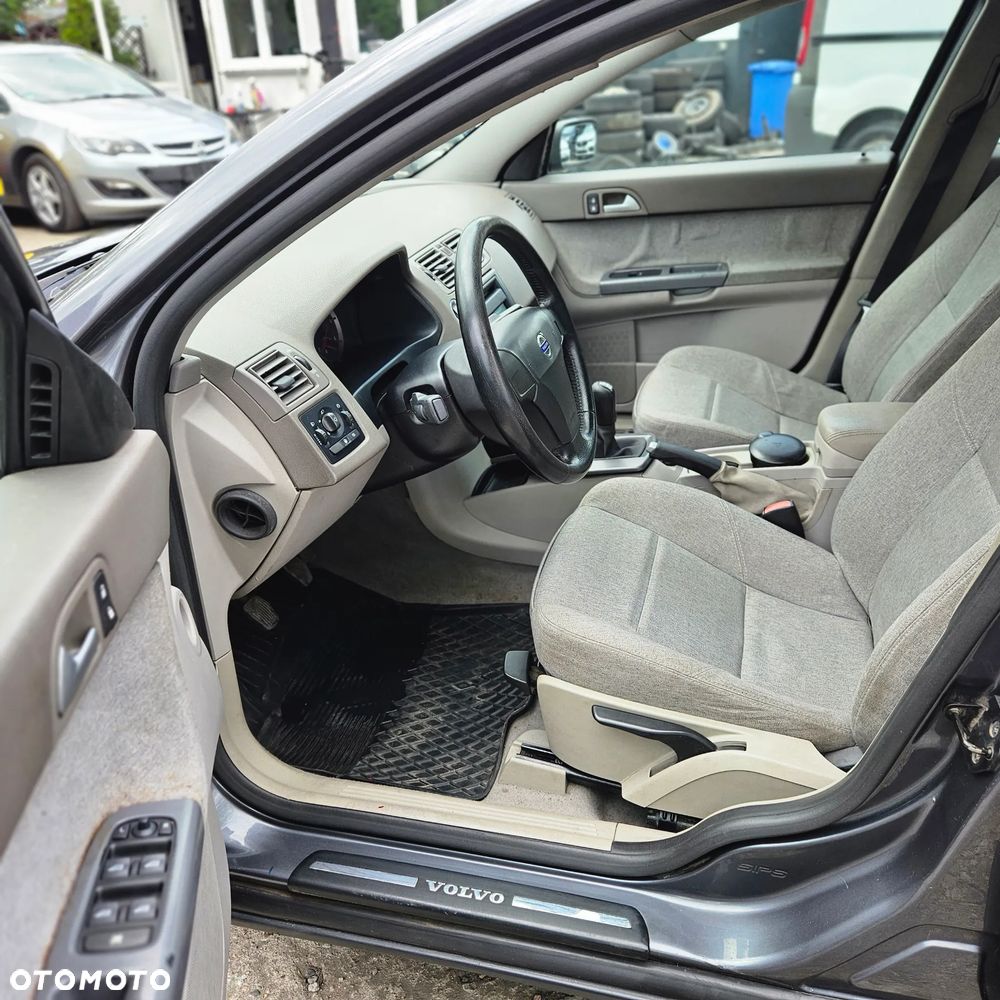 Volvo S40 1.6D DPF Kinetic - 12