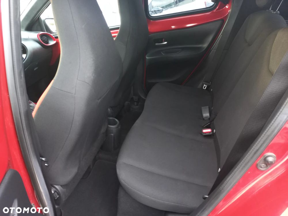 Toyota Aygo X S-CVT Pulse - 36