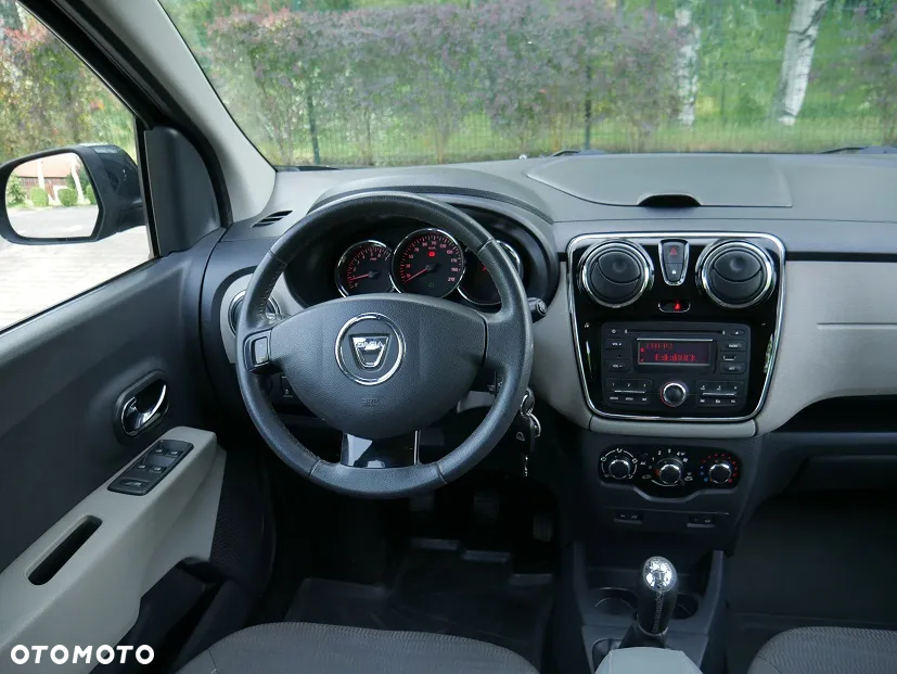 Dacia Lodgy 1.6 Laureate - 12