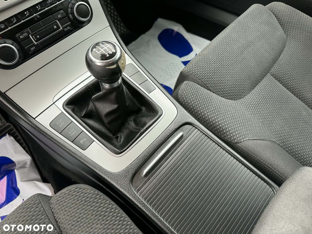 Volkswagen Passat 1.4 TSI Highline - 18