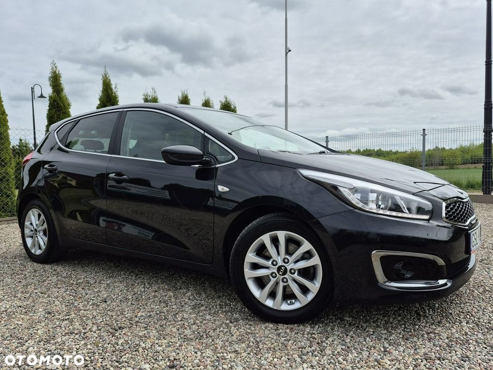 Kia Ceed - 23