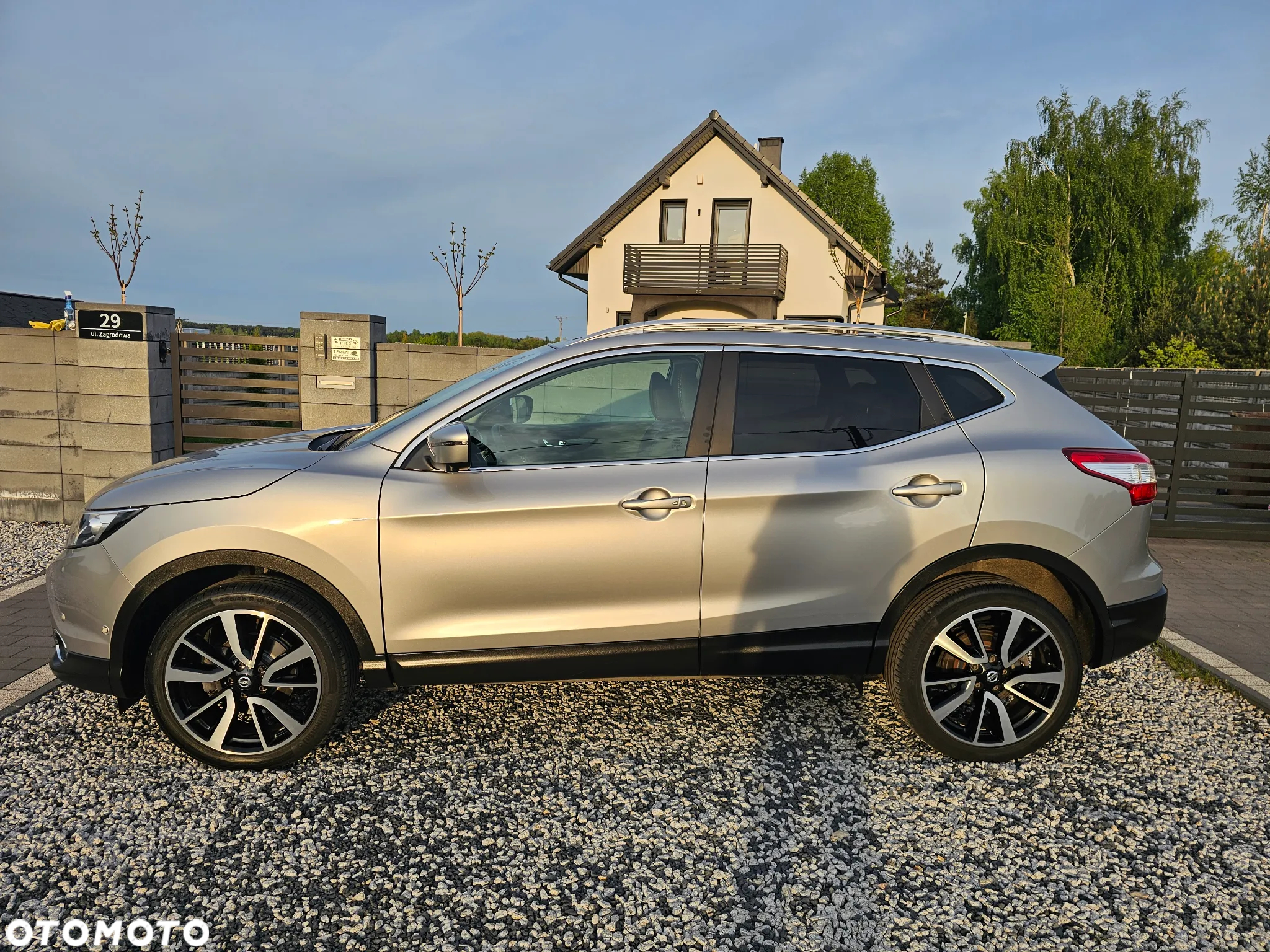 Nissan Qashqai 1.6 DIG-T Tekna - 4