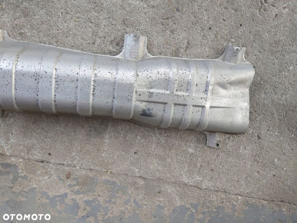 Nissan Primera P12 osłona termiczna wydechu benzyna - 3