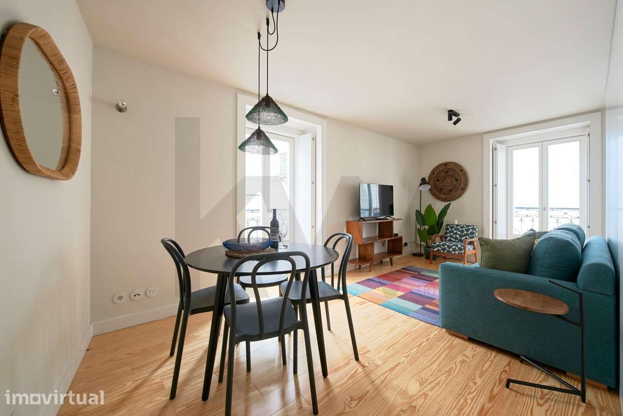 T2 DUPLEX DE CHARME COM LICENÇA AL | BAIRRO ALTO | A POUCOS METROS DO - Grande imagem: 2/34
