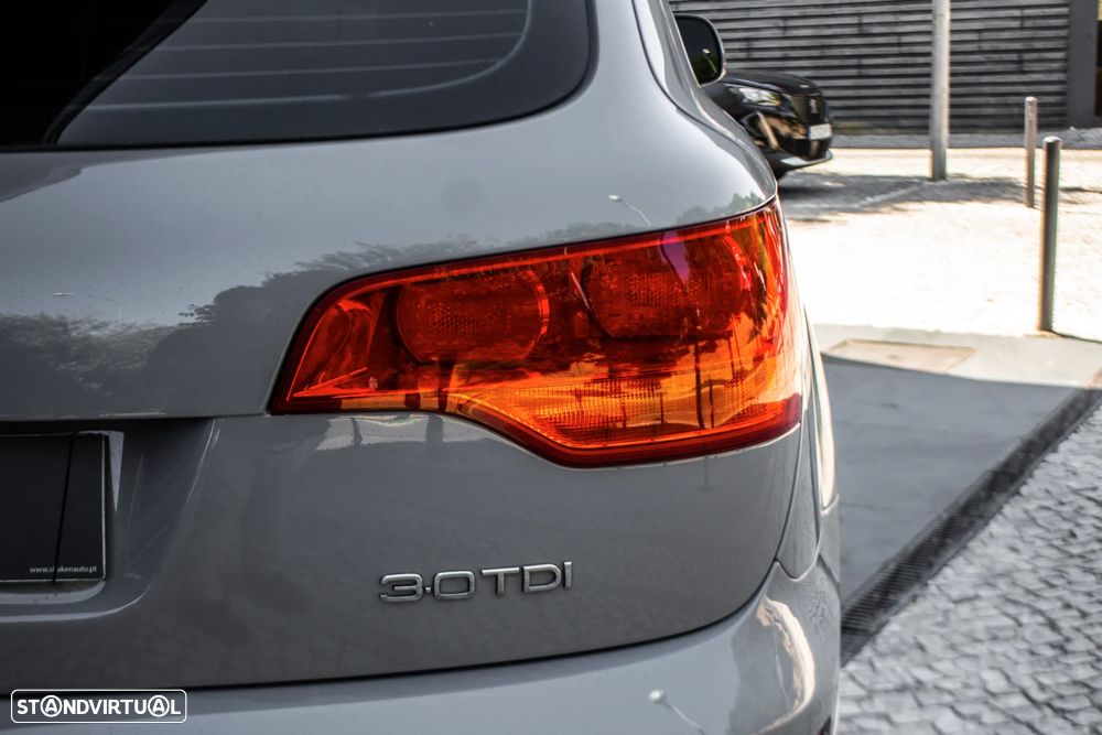 Audi Q7 3.0 TDI Tiptronic - 12