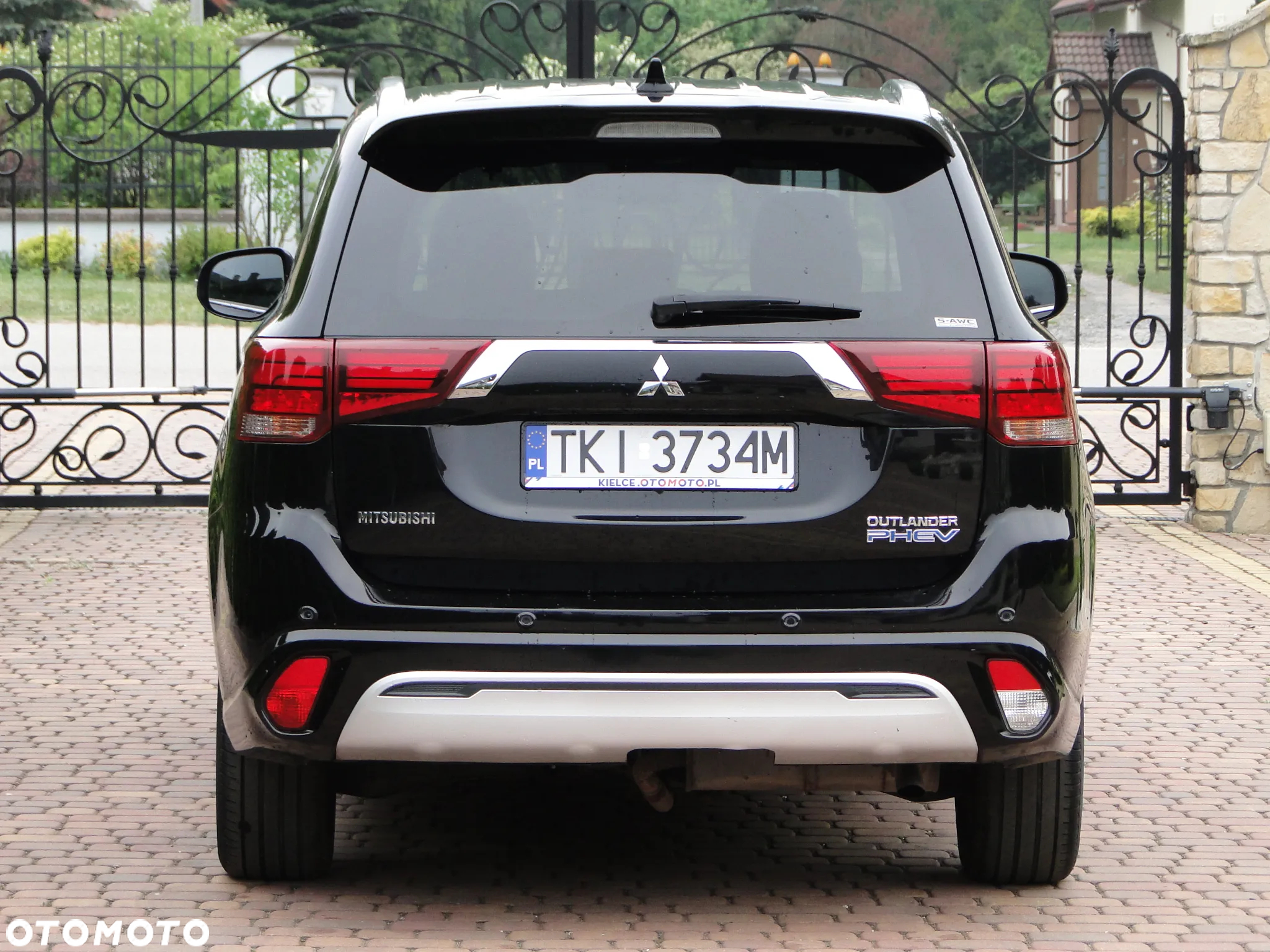 Mitsubishi Outlander PHEV Intense + - 7