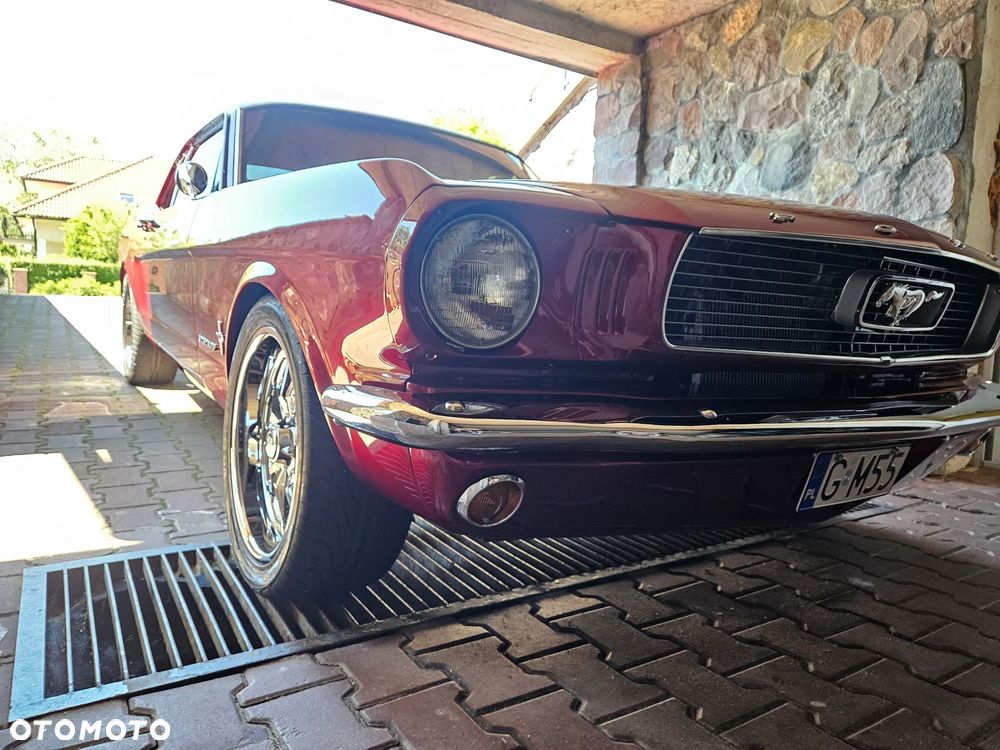 Ford Mustang ver-4-6-v8-gt-premium - 9