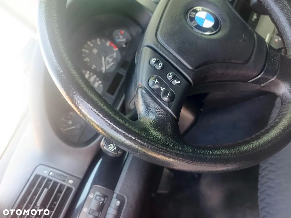BMW Seria 3 - 21