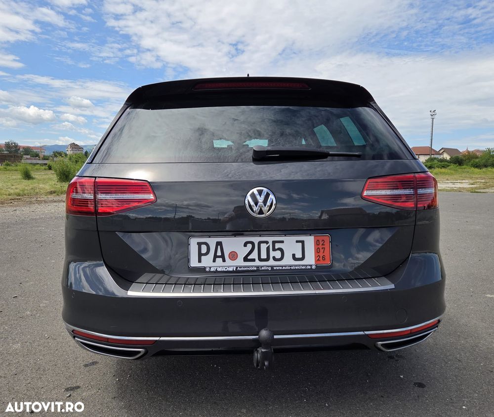 Volkswagen Passat 2.0 TDI DSG R Executive - 24