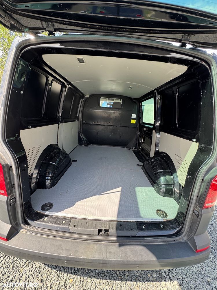 Volkswagen Transporter - 5