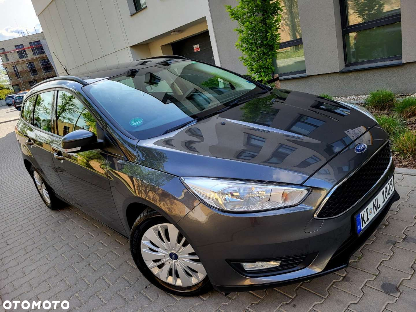 Ford Focus - 37