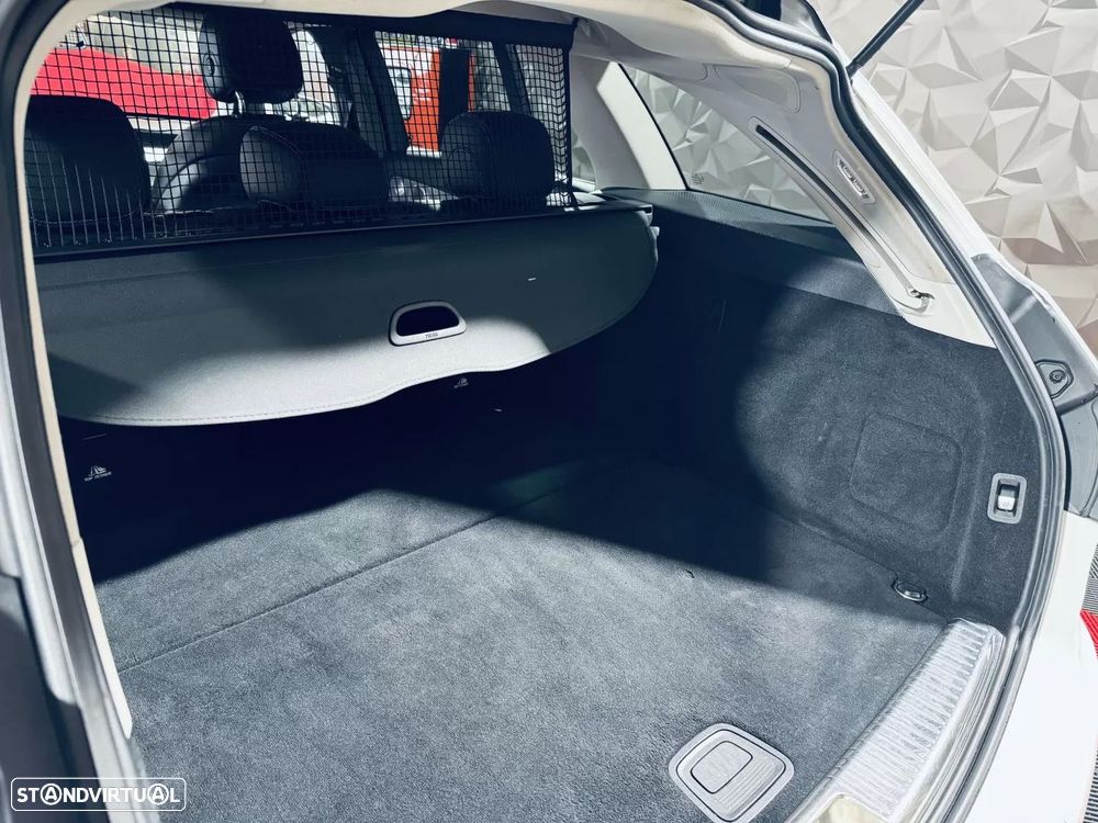 Mercedes-Benz C 200 d Avantgarde - 14