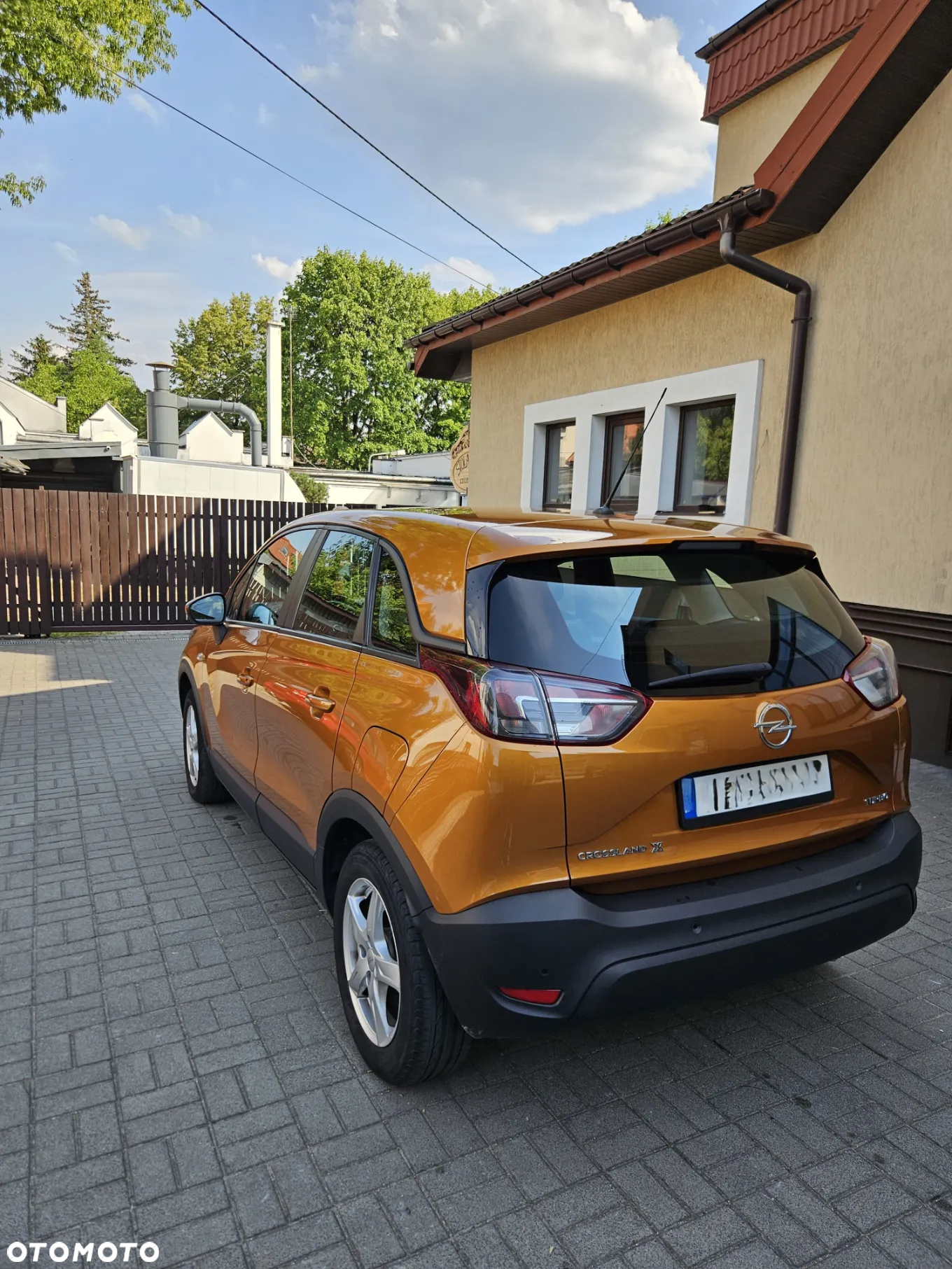 Opel Crossland X 1.2 T Enjoy S&S - 6