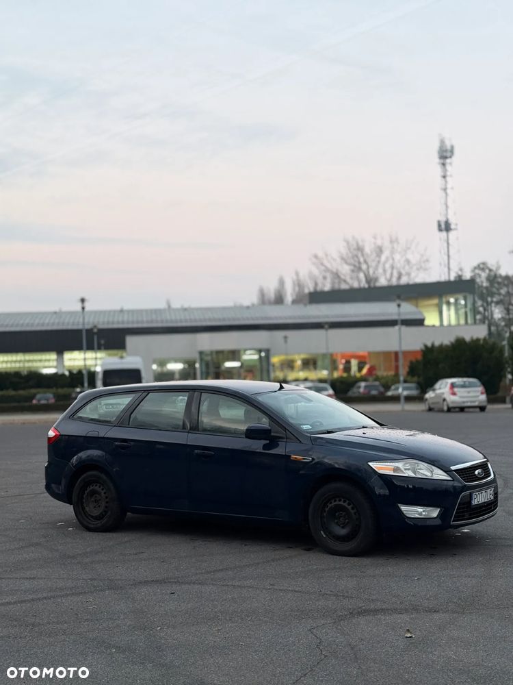 Ford Mondeo 2.0 TDCi Ambiente - 9