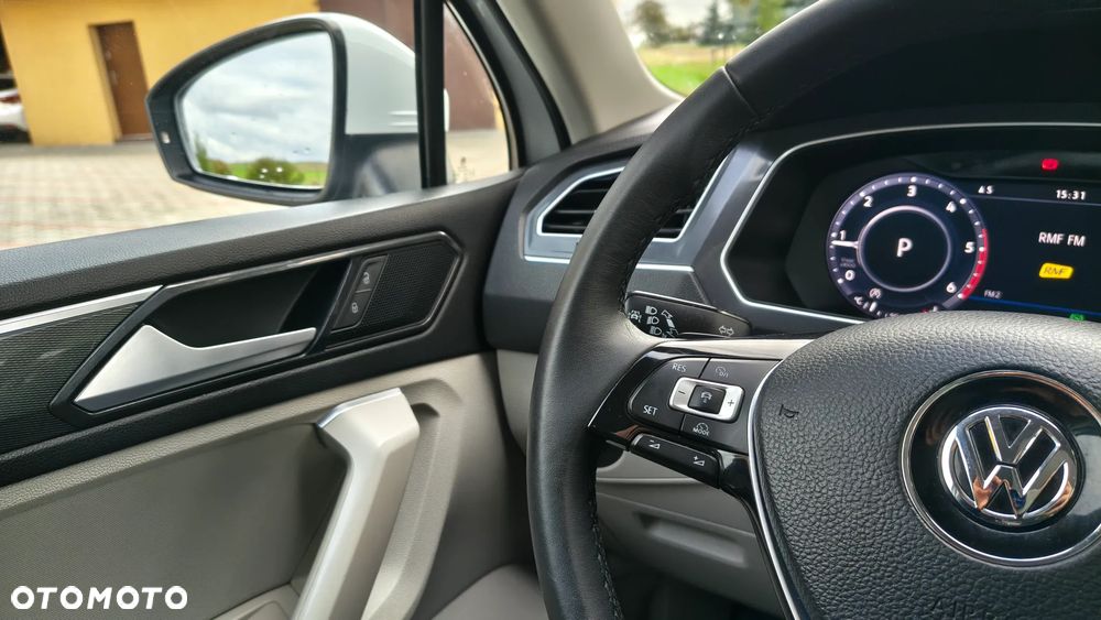Volkswagen Tiguan - 24