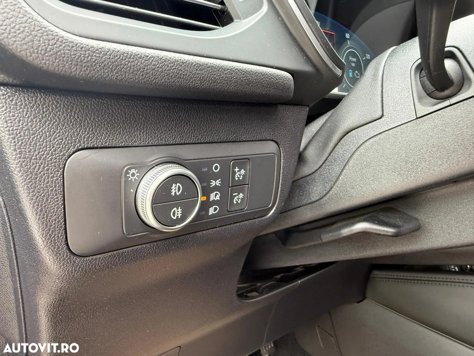 Ford Kuga 2.5 Duratec FWD FHEV Titanium - 20
