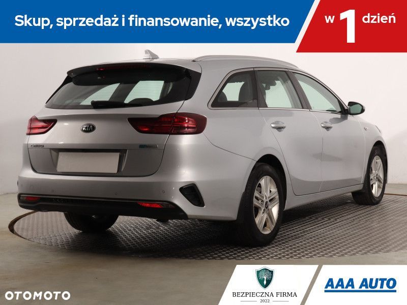 Kia Ceed - 7