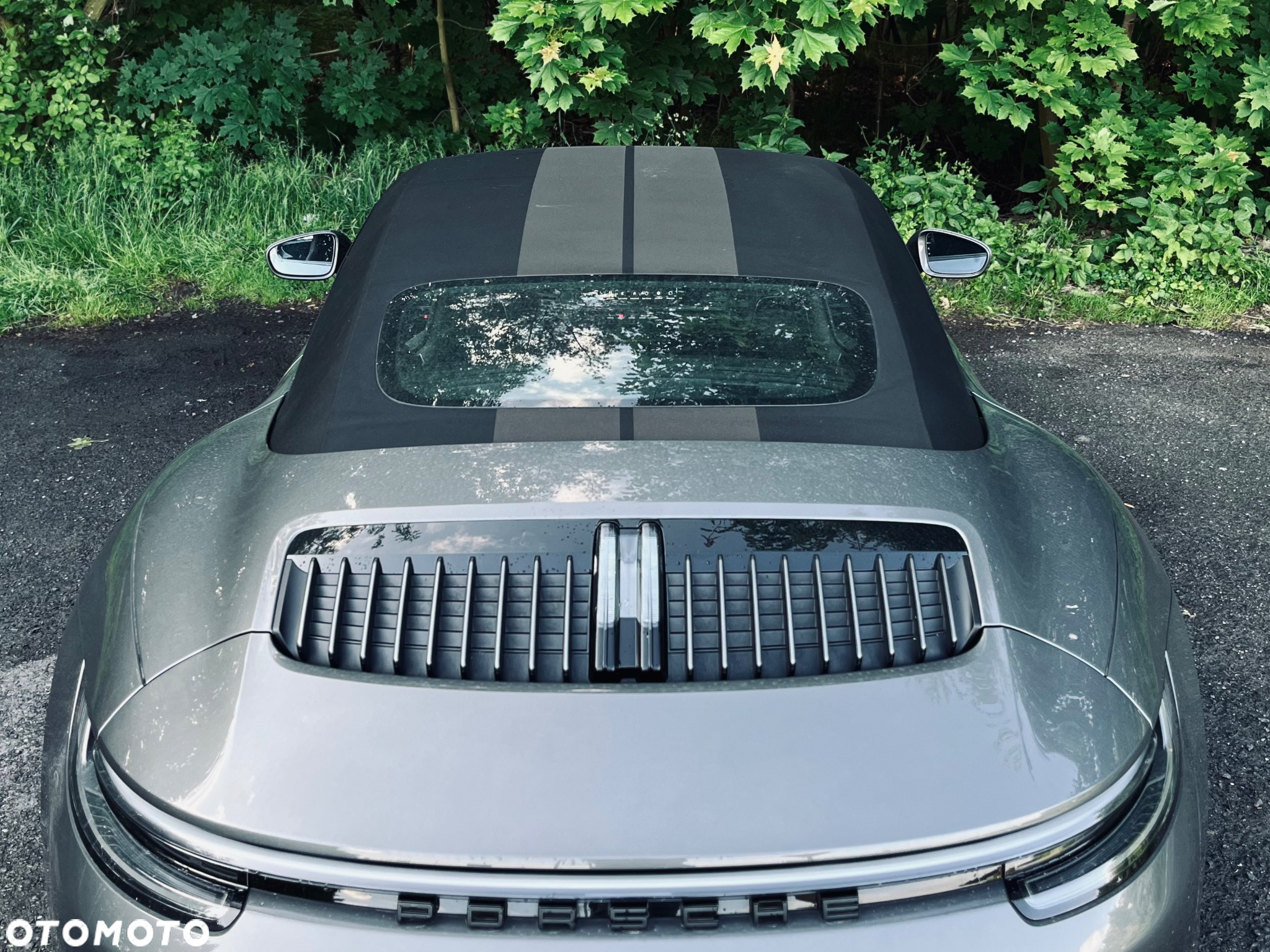 Porsche 911 Carrera 4 GTS Cabrio - 13