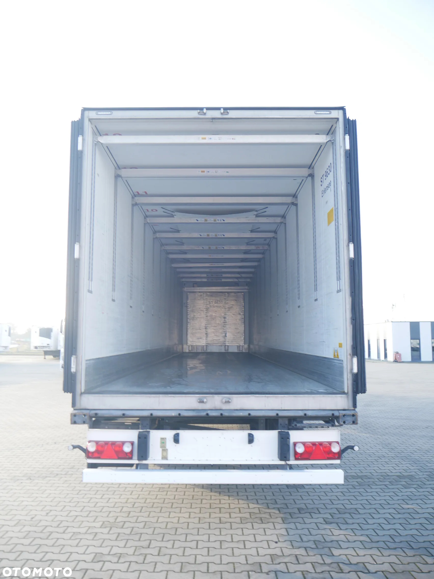 Schmitz Cargobull Chłodnia 60 / Doppelstock / Thermo King 300 / TIP 640640 - 12