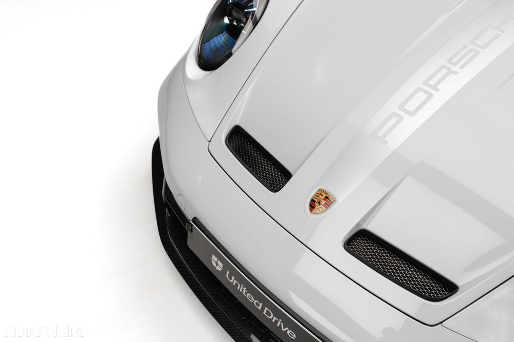 Porsche 992 - 5