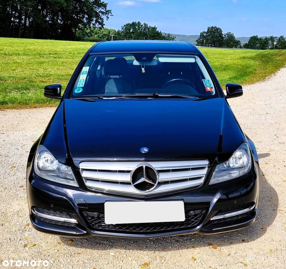 Mercedes-Benz Klasa C 180 BlueEFFICIENCY 7G-TRONIC Avantgarde - 3